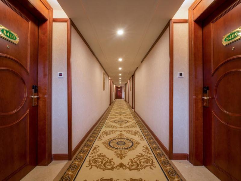 Vienna Hotel Puning South Huancheng Road High-Speed Train Station Exterior photo